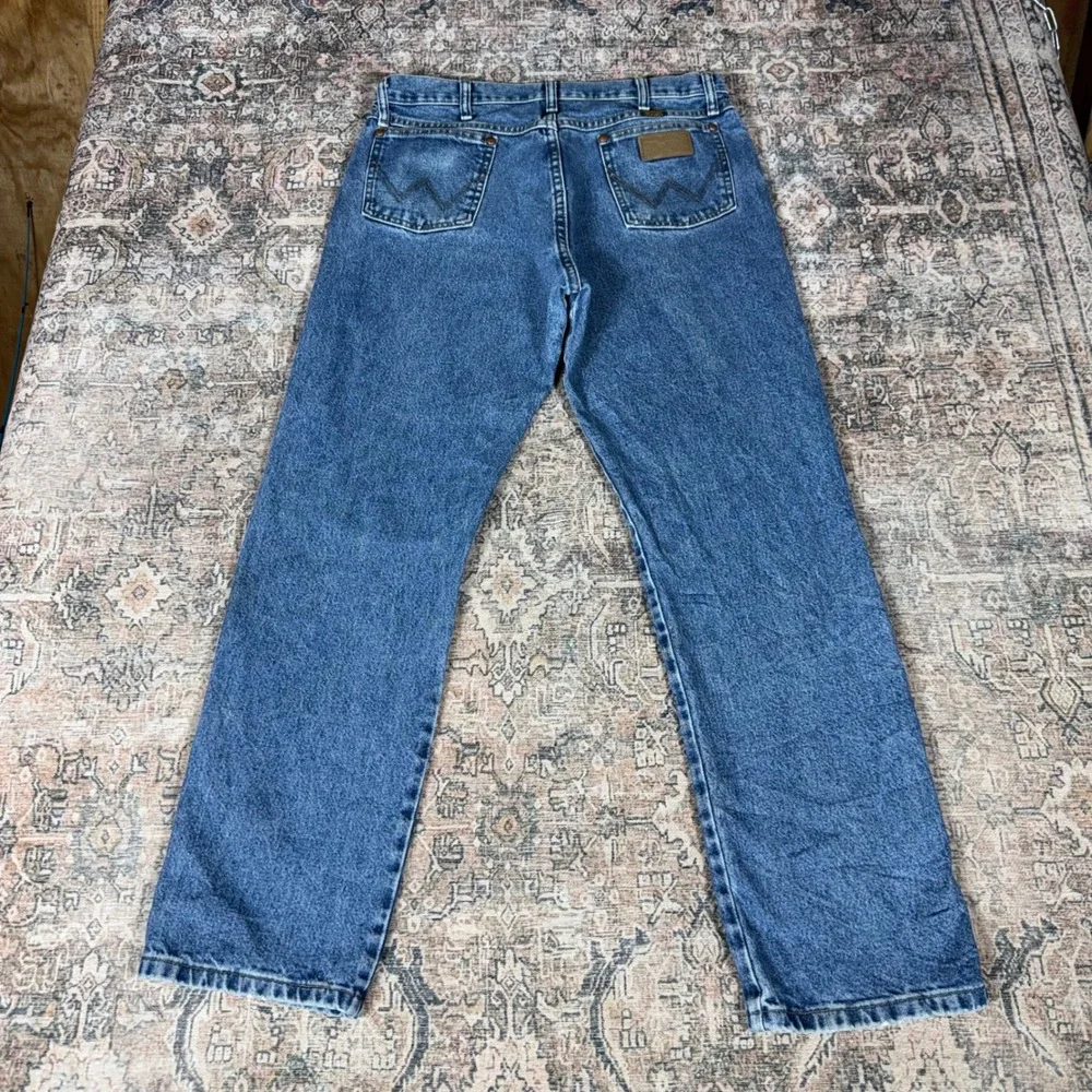 Wrangler 1013MWZGK Cowboy Cut Blue Jeans Mens 36x32 Denim Made in Nic